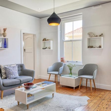 Behr Road Apartment With Sea View Patio 开普敦 外观 照片