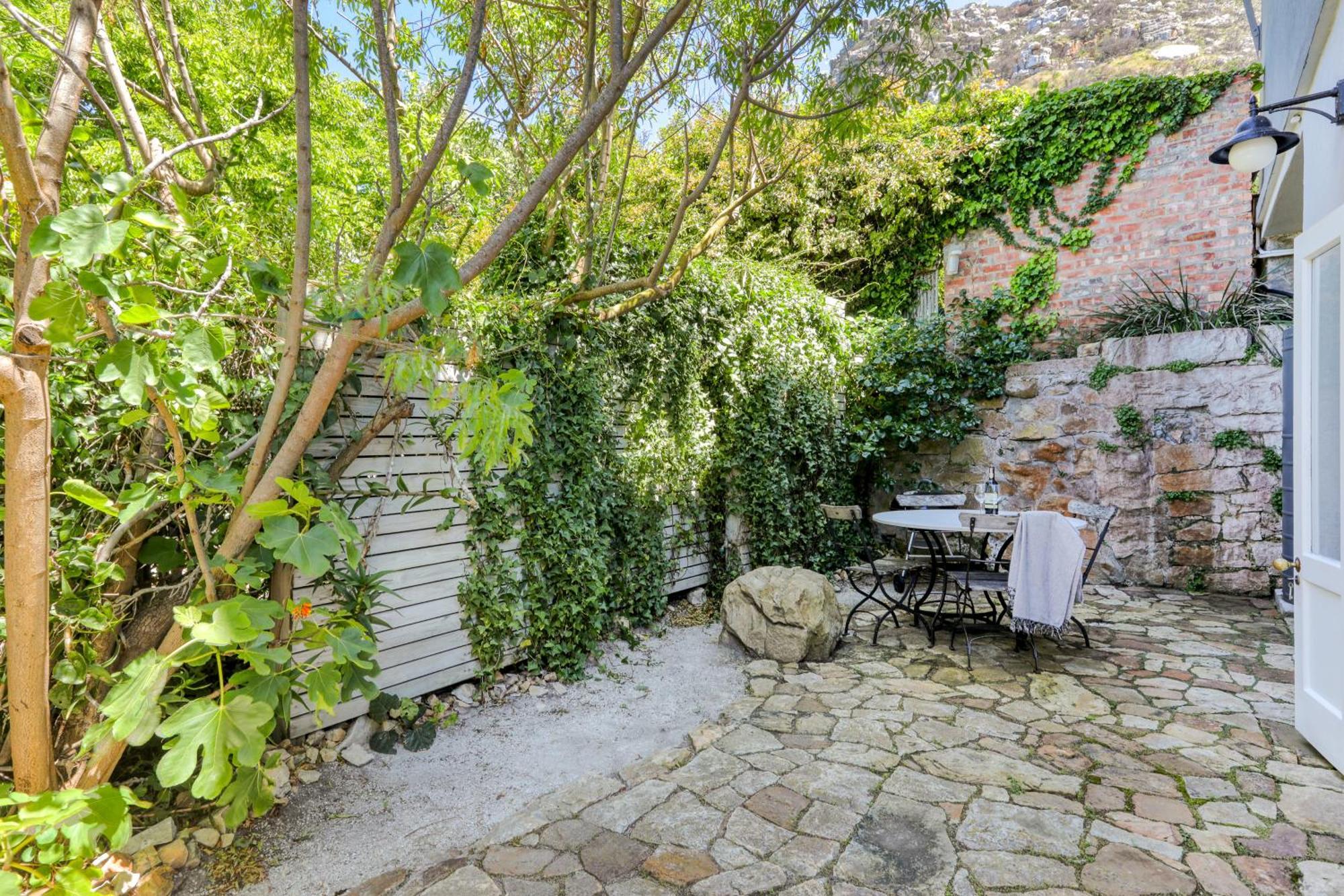 Behr Road Apartment With Sea View Patio 开普敦 外观 照片