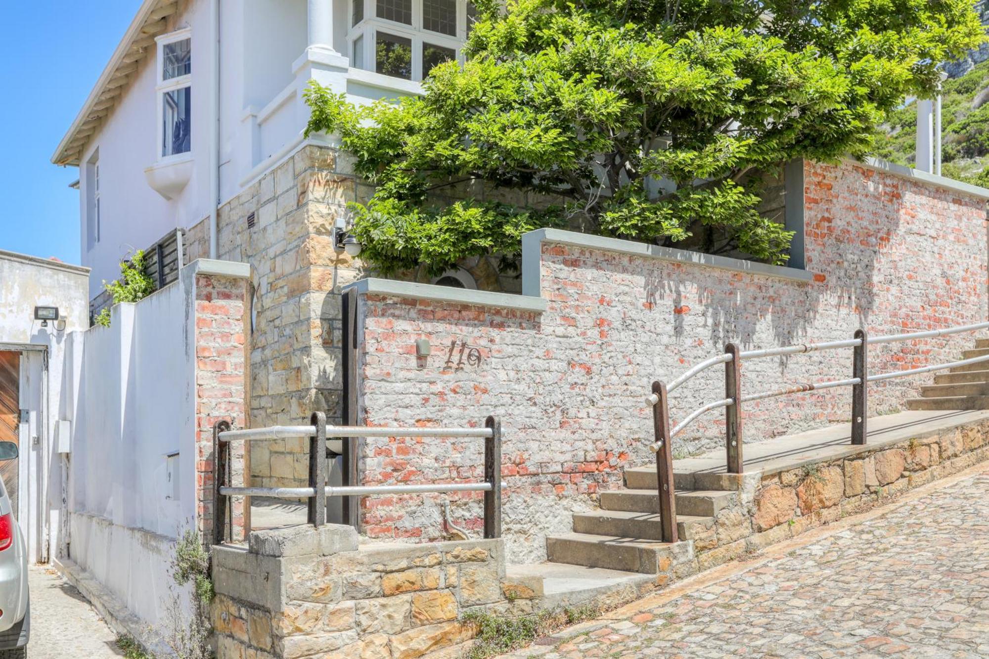 Behr Road Apartment With Sea View Patio 开普敦 外观 照片